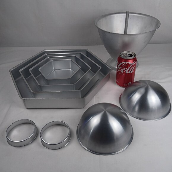 9 Lot Professional Lrg Cake Baking Pan Hexagon Bakeware Performance Pan - Picture 2 of 8